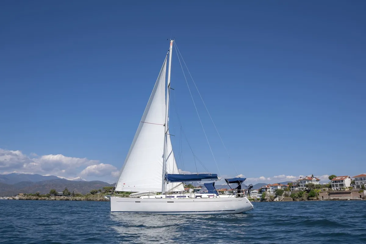 Exterior view of Esen Mila, a Dufour 425 GL sailboat at Fethiye, Turkey