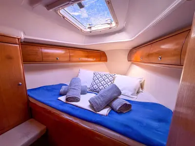 Cabin on LILA, a Bavaria Cruiser 32 sailboat at Municipal Unit of Ellomenos, Greece