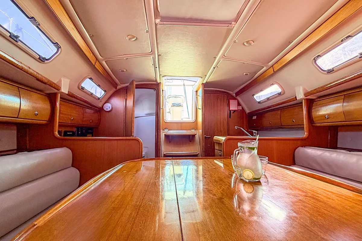 Salon of LILA, a Bavaria Cruiser 32 sailboat at Municipal Unit of Ellomenos, Greece