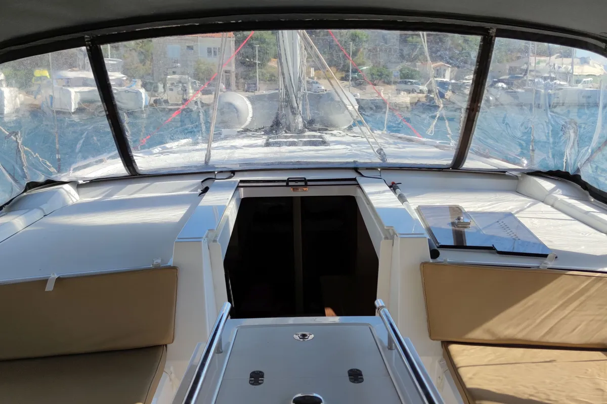 Deck of Everest, a Beneteau Oceanis 46.1 sailboat at Rogač, Croatia