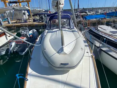 Deck of Polis, a Beneteau Oceanis 35.1 sailboat at Rosignano Solvay, Italy