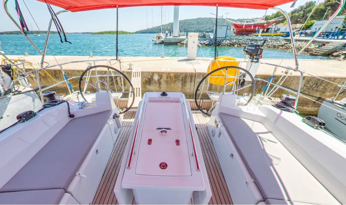 Cockpit of Starlight, a Beneteau Oceanis 40.1 sailboat at Općina Medulin, Croatia