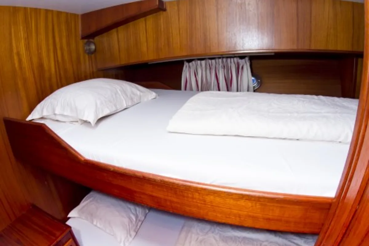 Cabin on Holiday, a Staryacht 1670 motorboat at Primošten, Croatia