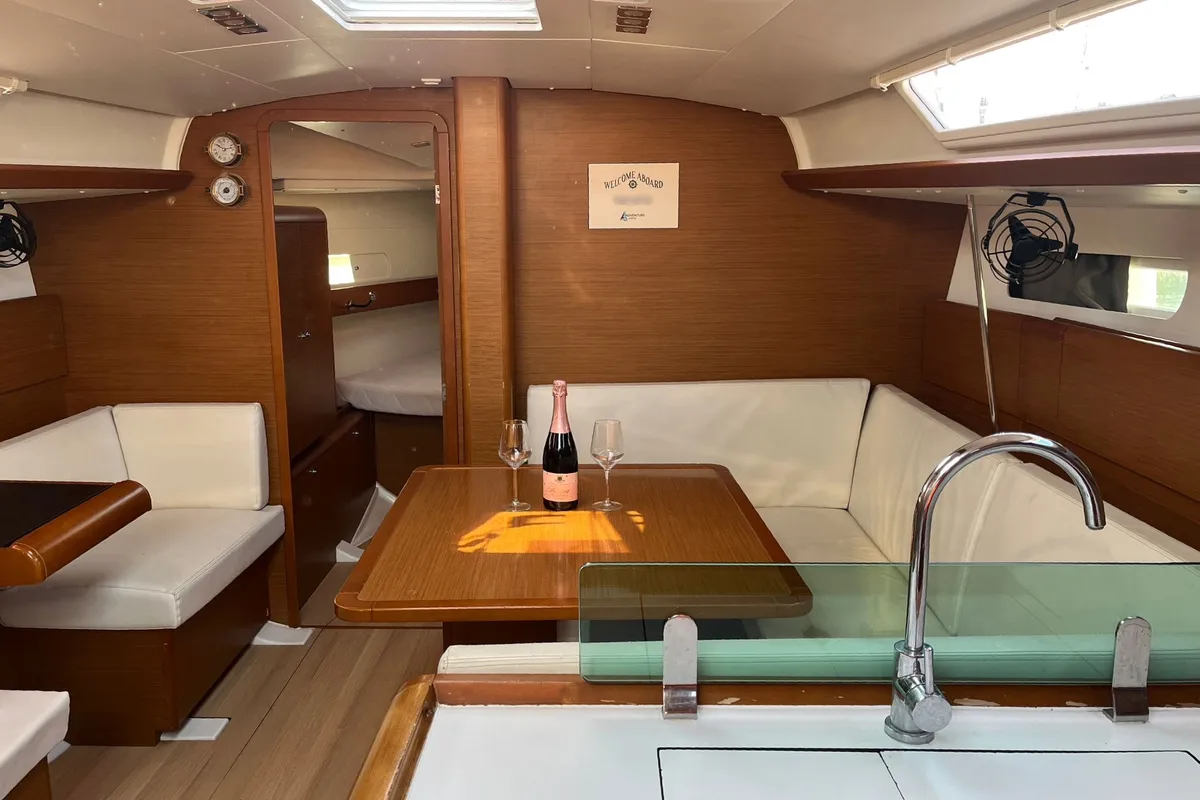 Galley of Bowie, a Jeanneau Sun Odyssey 419 sailboat at Sukošan, Croatia