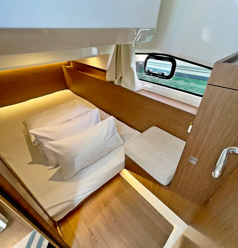 Cabin on Helios, a Jeanneau Merry Fisher 1095 motorboat at Općina Sukošan, Croatia
