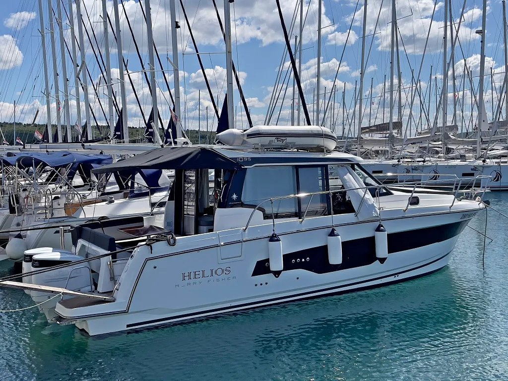 Exterior view of Helios, a Jeanneau Merry Fisher 1095 motorboat at Općina Sukošan, Croatia