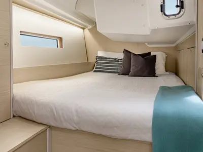 Cabin on Mayramoot, a Beneteau Oceanis 40.1 sailboat at Athens, Greece