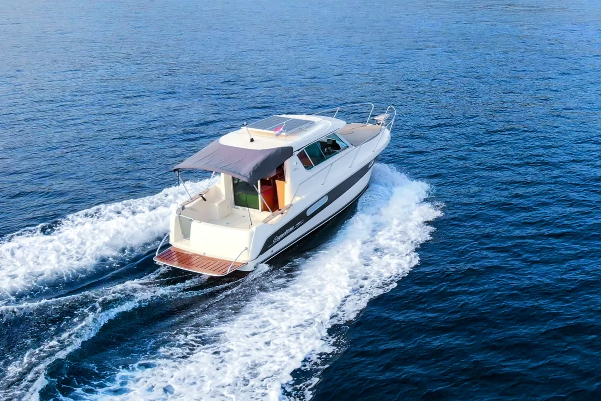 Range Cruiser, a Ocqueteau 815 Range Cruiser motorboat at Općina Pakoštane, Croatia