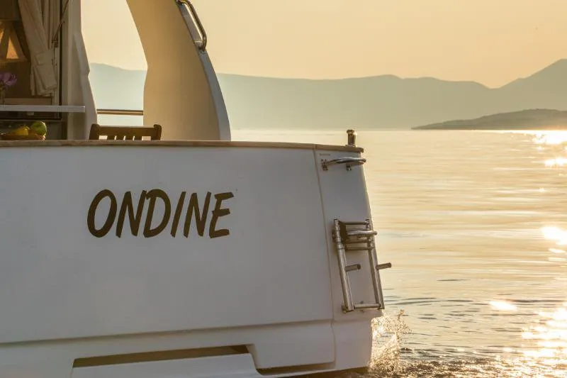 Ondine, a Greenline 33 motor yacht at Punat, Croatia