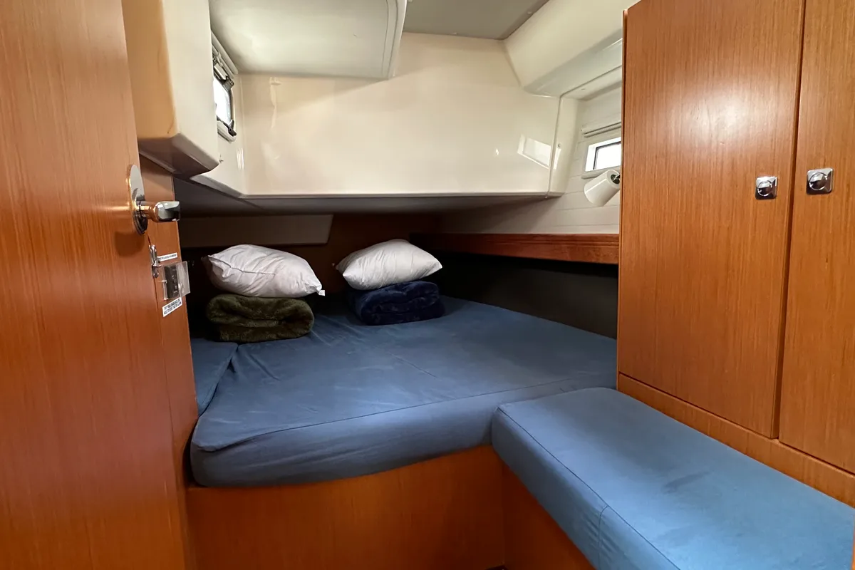 Cabin on Yvonne, a Bavaria Cruiser 41 sailboat at Athens, Greece