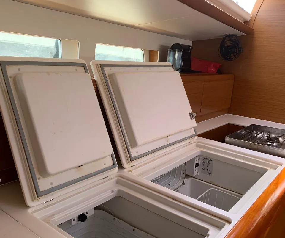 Galley of Aquaholic, a Jeanneau Sun Odyssey 519 sailboat at Municipal Unit of Ellomenos, Greece