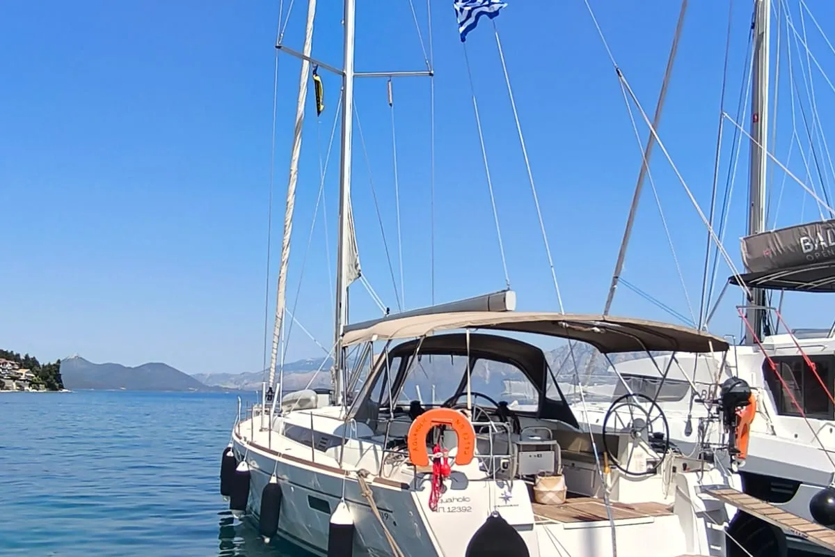 Exterior view of Aquaholic, a Jeanneau Sun Odyssey 519 sailboat at Municipal Unit of Ellomenos, Greece