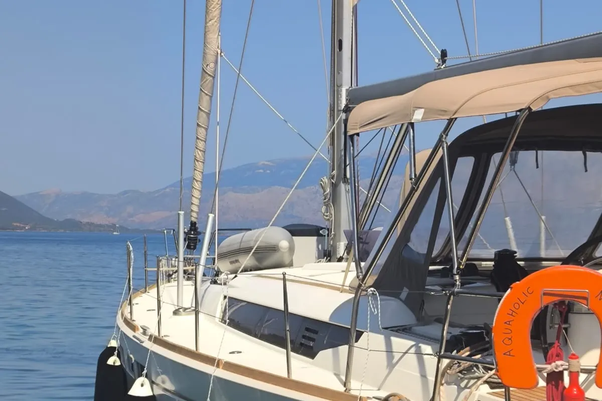 Exterior view of Aquaholic, a Jeanneau Sun Odyssey 519 sailboat at Municipal Unit of Ellomenos, Greece