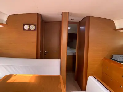 Salon of Aquaholic, a Jeanneau Sun Odyssey 519 sailboat at Municipal Unit of Ellomenos, Greece