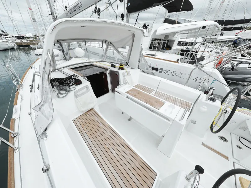 Deck of Idila, a Beneteau Oceanis 35.1 sailboat at Općina Sukošan, Croatia