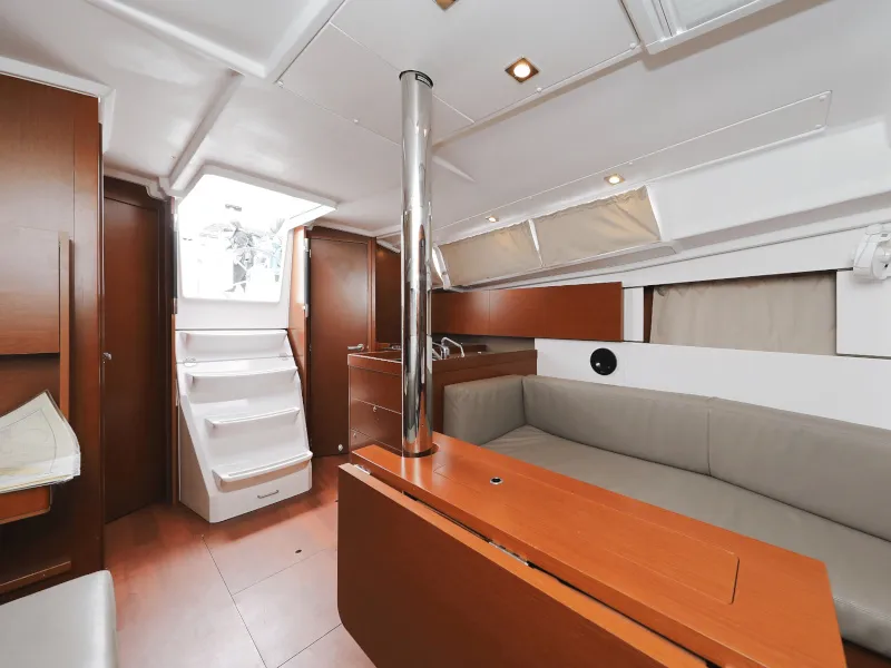 Salon of Idila, a Beneteau Oceanis 35.1 sailboat at Općina Sukošan, Croatia