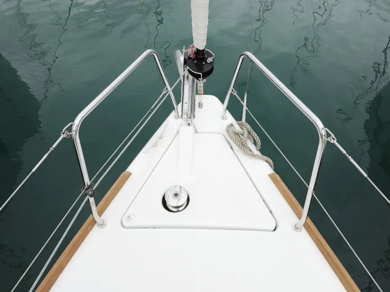 Deck of Idila, a Beneteau Oceanis 35.1 sailboat at Općina Sukošan, Croatia