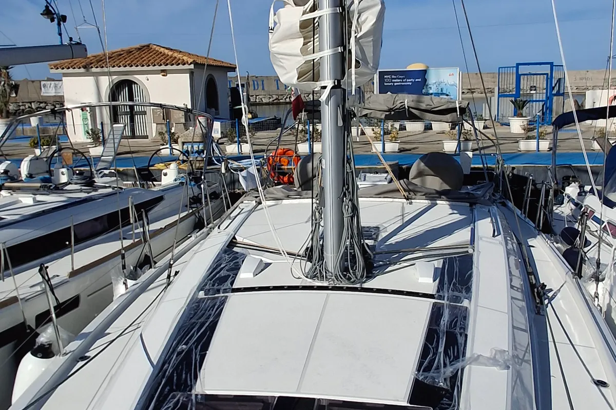 Exterior view of Premium, a Beneteau Oceanis 46.1 sailboat at Tropea, Italy