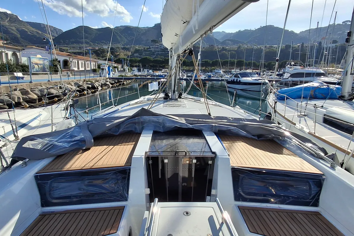 Deck of Premium, a Beneteau Oceanis 46.1 sailboat at Tropea, Italy
