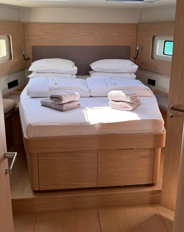 Cabin on Eve One, a Beneteau Oceanis 54 sailboat at Seget Donji, Croatia