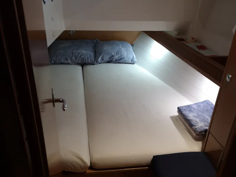 Cabin on Tamra, a Bavaria 36 sailboat at Kraljevica, Croatia