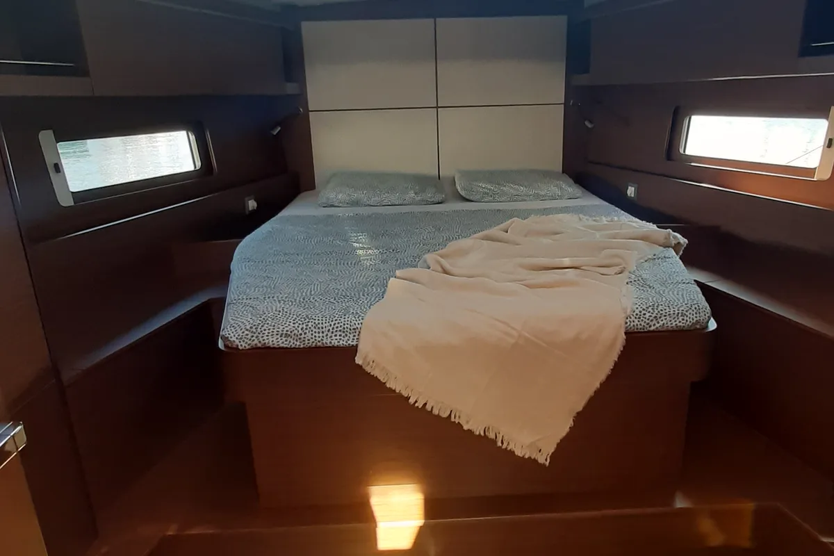 Cabin on Black Jack, a Beneteau Oceanis 46.1 sailboat at Dubrovnik, Croatia