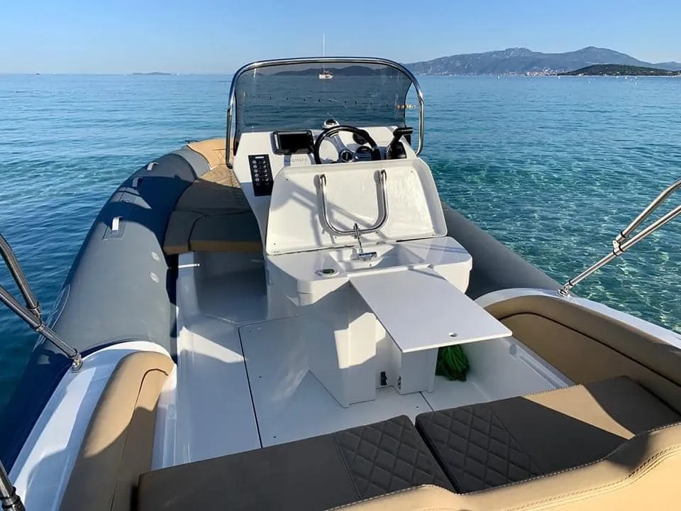 Deck of Salpa, a Salpa Soleil 20 motorboat at Grad Vodice, Croatia