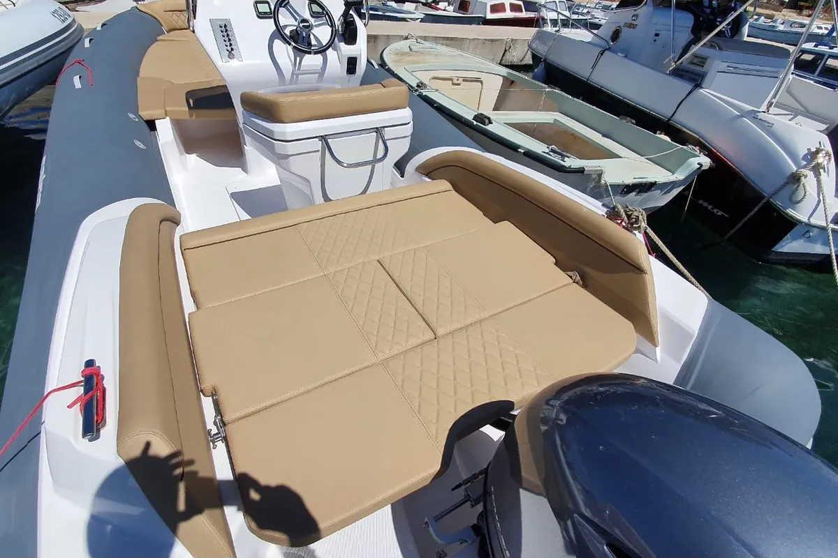 Deck of Salpa, a Salpa Soleil 20 motorboat at Grad Vodice, Croatia
