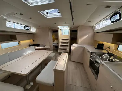 Salon of Callisto, a Beneteau Oceanis 46.1 sailboat at Salerno, Italy