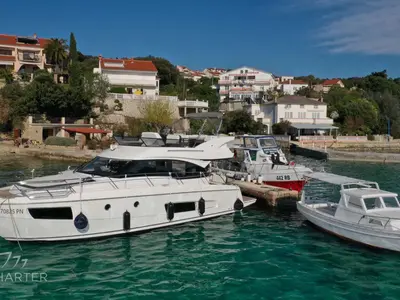 Spaceship, a Bavaria Virtess 420 Fly motor yacht at Punat, Croatia