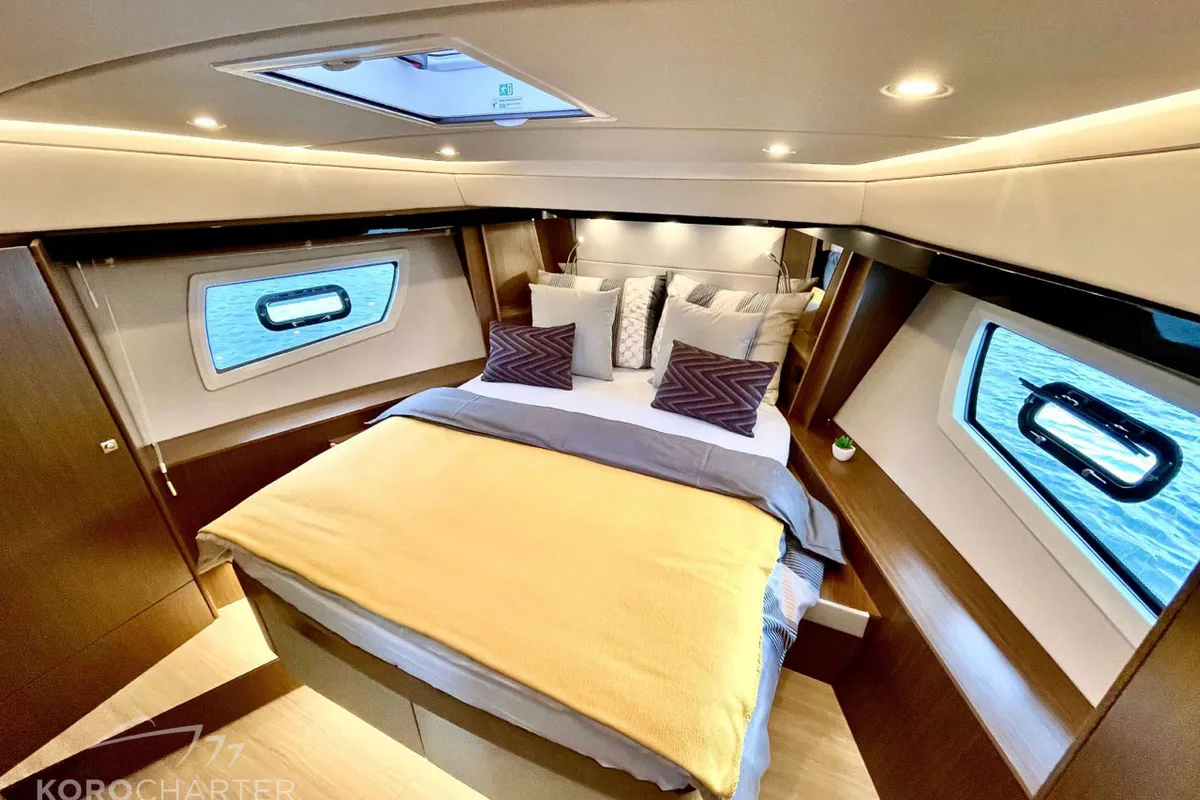 Spaceship, a Bavaria Virtess 420 Fly motor yacht at Punat, Croatia