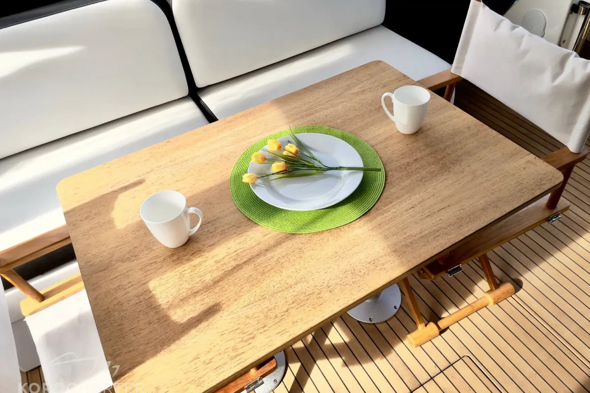 Spaceship, a Bavaria Virtess 420 Fly motor yacht at Punat, Croatia