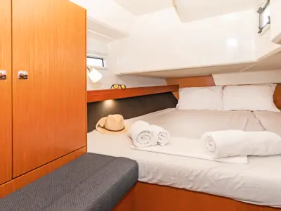 Cabin on Altair, a Bavaria Cruiser 41 sailboat at Volos, Greece