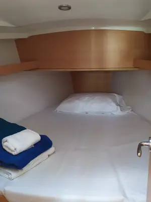 Cabin on Amathea, a Jeanneau Sun Odyssey 319 sailboat at Volos, Greece