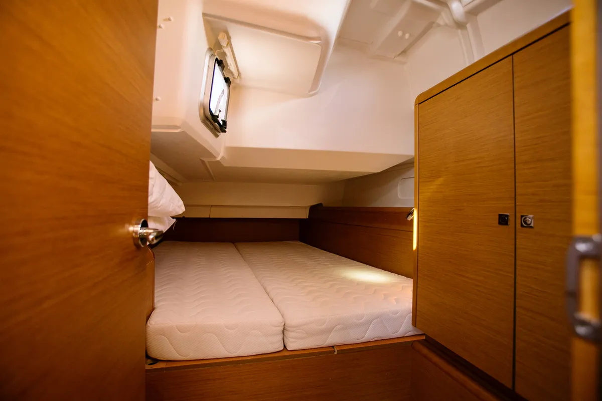 Head on Alpha, a Jeanneau Sun Odyssey 449 sailboat at Athens, Greece