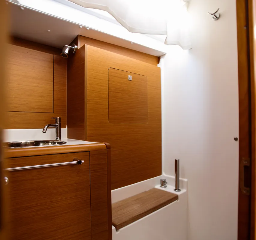 Cabin on Alpha, a Jeanneau Sun Odyssey 449 sailboat at Athens, Greece