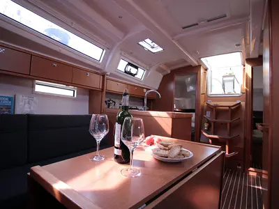 Salon of Chilly Lilly, a Bavaria Cruiser 37 sailboat at Llucmajor, Spain