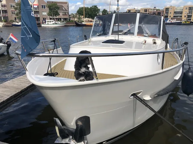 Exterior view of De Drait Bravoure 34, a motorboat at Drachten, Netherlands