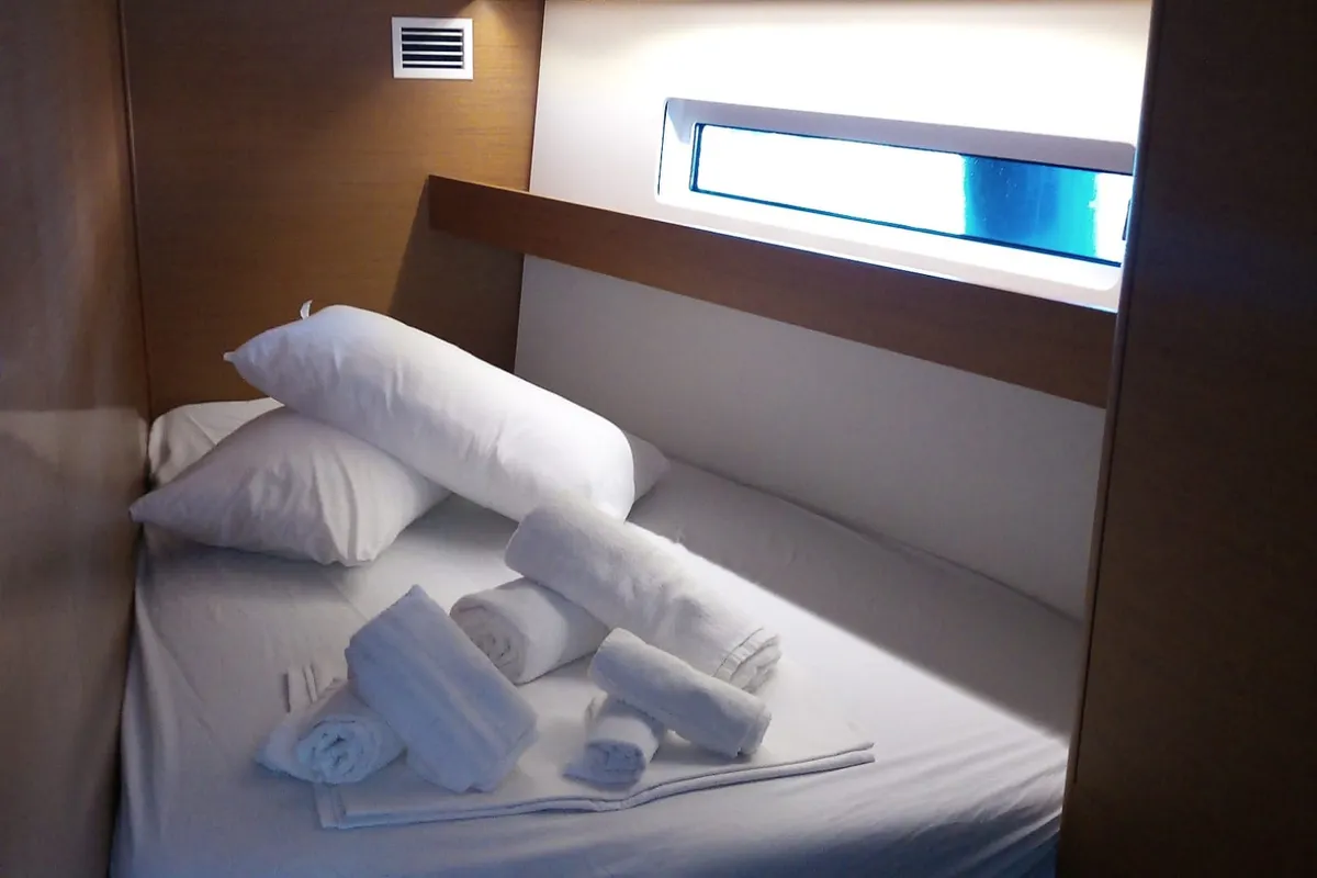 Cabin on Maryann, a Jeanneau Sun Odyssey 440 sailboat at Cannigione, Italy