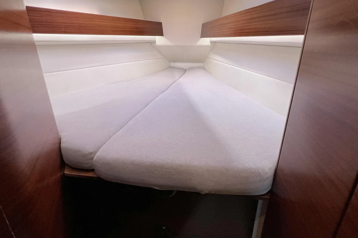 Cabin on Punta d'Oro, a AD Boats Salona 38 sailboat at Heiligenhafen, Germany