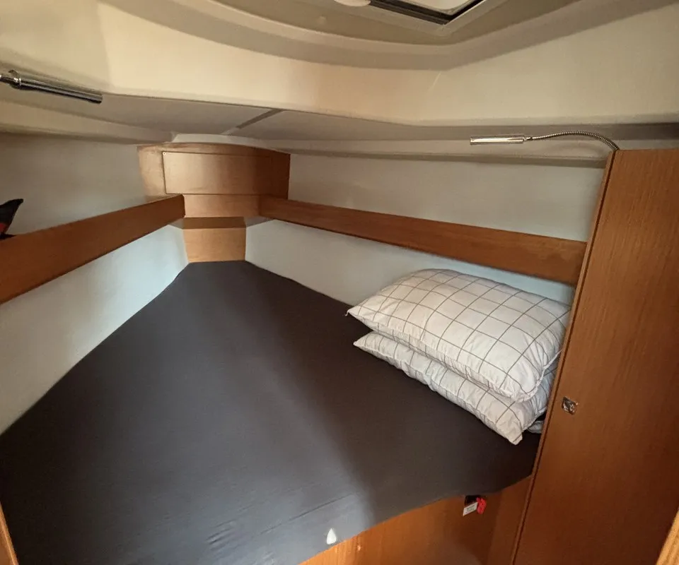 Cabin on 3 Lune, a Bavaria Cruiser 34 sailboat at Grad Pula, Croatia