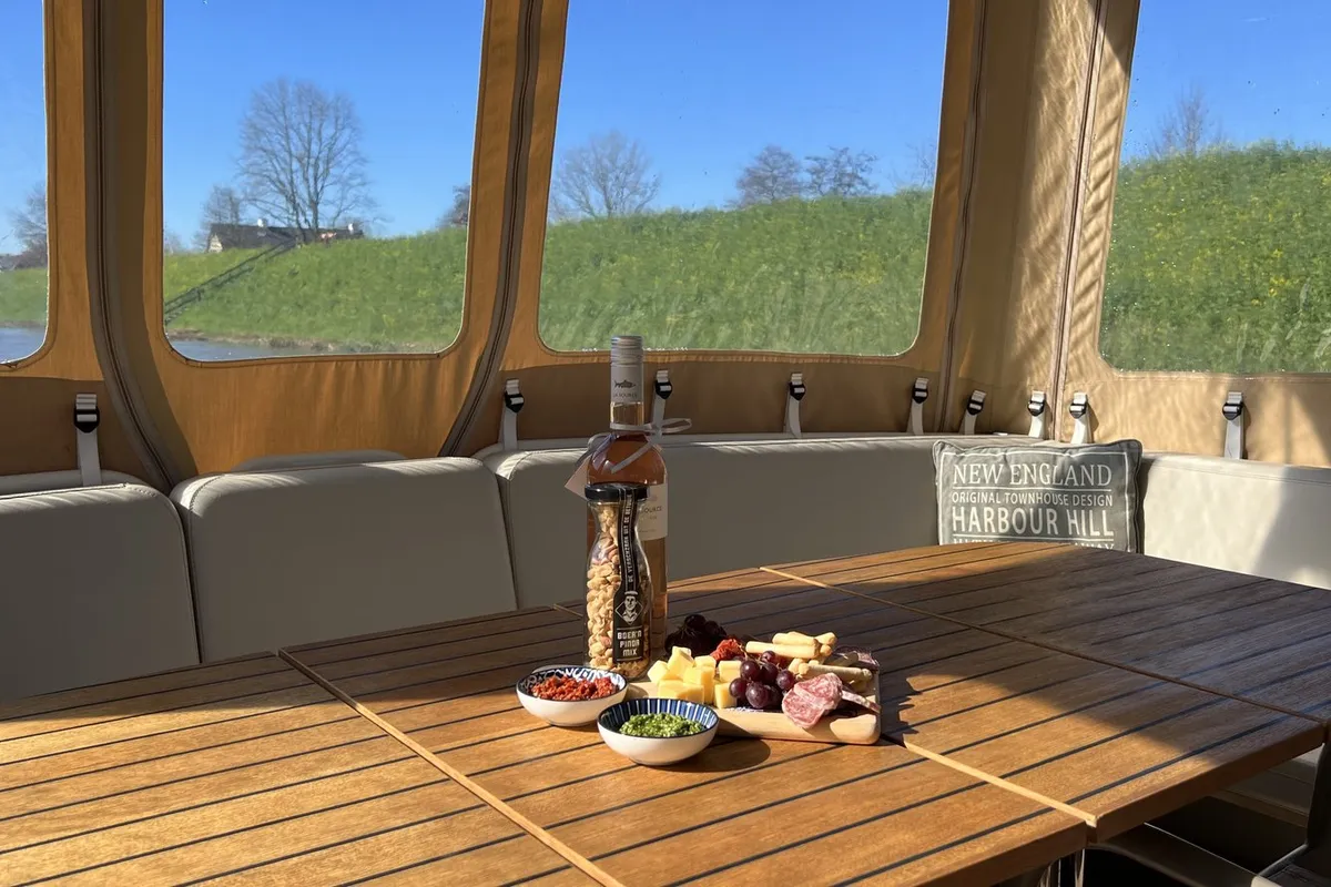 Deck of Liberty, a Linssen Grand Sturdy 40.0 Sedan motorboat at Heukelum, Netherlands