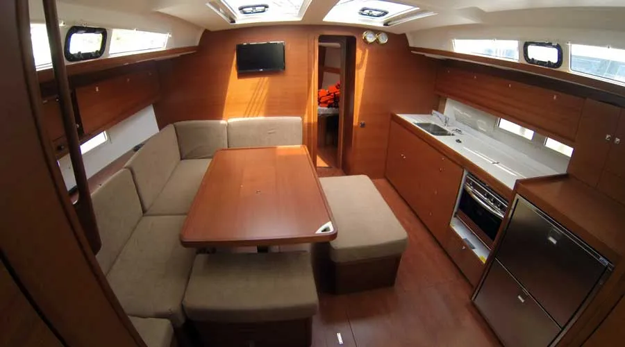 Salon of Pinacolada, a Dufour 460 GL sailboat at Milazzo, Italy