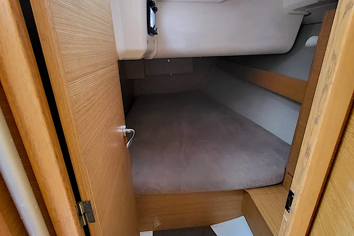 Cabin on Ithaque, a Dufour 382 GL sailboat at Toulon, France