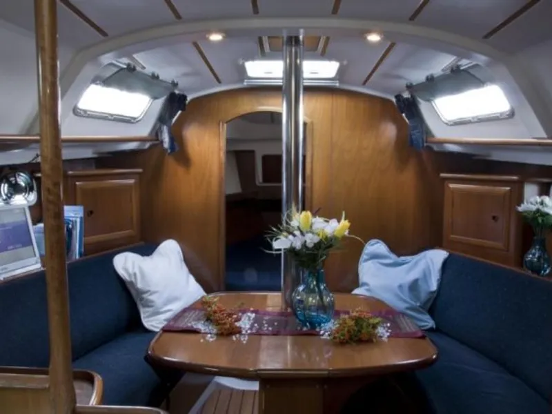 Salon of Romantika, a Beneteau Oceanis 331 sailboat at Kontokali, Greece