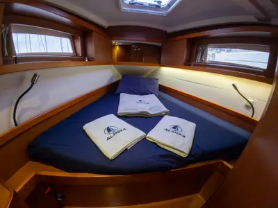 Cabin on Comfort, a Beneteau Oceanis 41 sailboat at Fethiye, Turkey