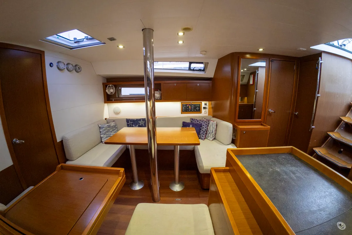 Salon of Comfort, a Beneteau Oceanis 41 sailboat at Fethiye, Turkey