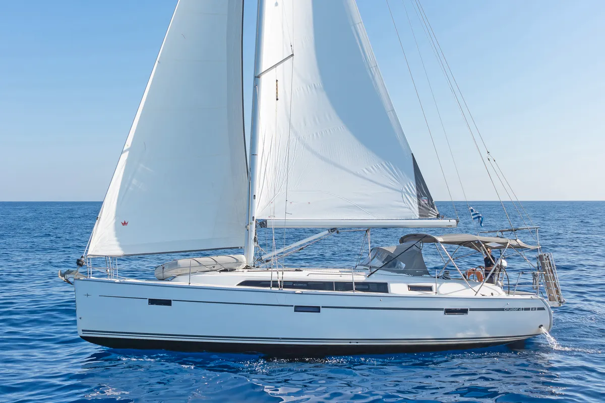 Exterior view of Laertis, a Bavaria Cruiser 41 sailboat at Volos, Greece