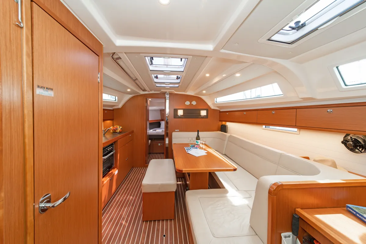 Salon of Laertis, a Bavaria Cruiser 41 sailboat at Volos, Greece