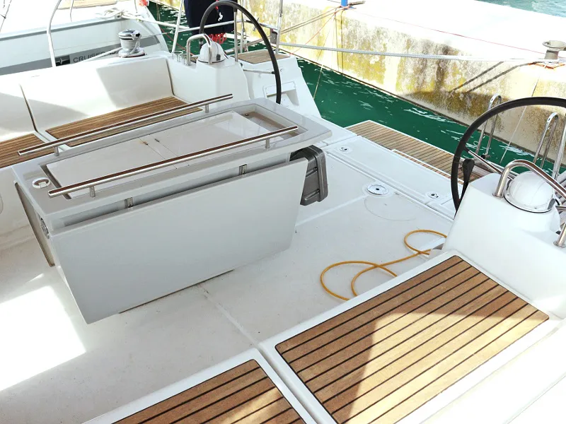Salon of Golden Dreams, a Beneteau Oceanis 45 sailboat at Općina Sukošan, Croatia